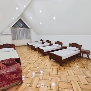 batumi-sun-hostel.batumihotels.net/